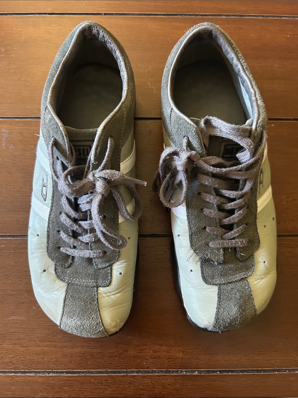 Rare Diesel Low-Top Sneakers Size M5 W7